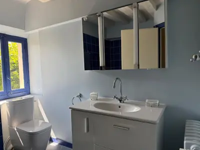 Salle de bains dans l'établissement Le Manoir de la Seine - proche Giverny
