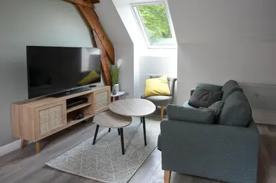 Télévision ou salle de divertissement dans l'établissement L'échappée Verte 20 min to Baie de Somme