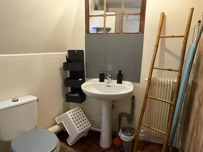 Salle de bains dans l'établissement CosyAppart - LE ROBEC