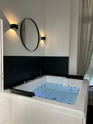 Plan de l'établissement Bulle royale jaccuzi au château à 35 min de Paris