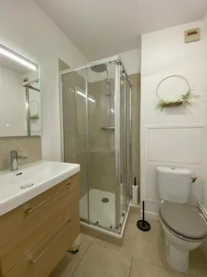 Salle de bains dans l'établissement Urban Ecrin fully equipped studio 5 min from station