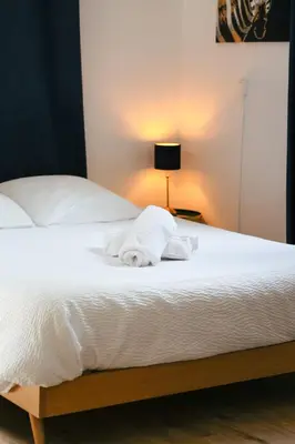Un ou plusieurs lits dans un hébergement de l'établissement Authentique 3 nid urbain au charme envoûtant en plein coeur de Rouen