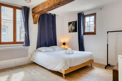 Un ou plusieurs lits dans un hébergement de l'établissement Authentique 3 nid urbain au charme envoûtant en plein coeur de Rouen