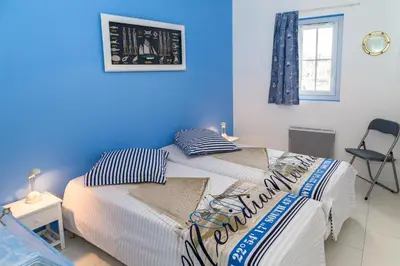Coin salon dans l'établissement Gîte La Cale 10
