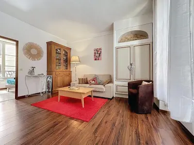 Coin salon dans l'établissement Beautiful apartment in Chantilly center