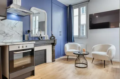 Cuisine ou kitchenette dans l'établissement Le Marie superbe studio avec balnéo au coeur de Rouen