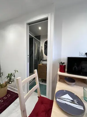 Coin salon dans l'établissement Agréable appartement neuf et lumineux