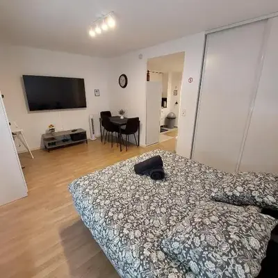 Cosy Home 4 - Spacieux studio avec parking - 30 min Paris