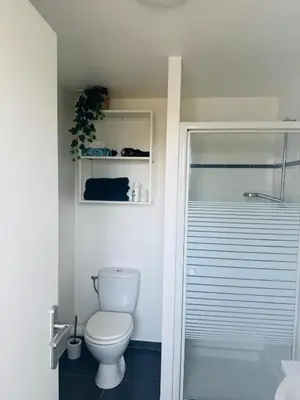 Salle de bains dans l'établissement 1 - Zénith - Parc Expo - Campus - Sud 3 - Diochon