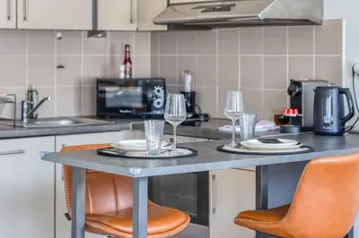 Cuisine ou kitchenette dans l'établissement Célestine mignon F2 en centre ville de Rouen - Proximité Donjon de Rouen