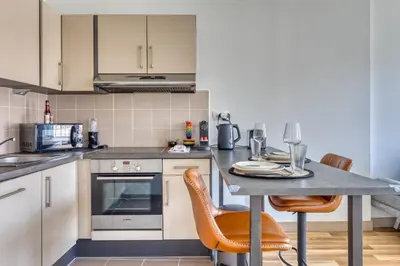 Cuisine ou kitchenette dans l'établissement Célestine mignon F2 en centre ville de Rouen - Proximité Donjon de Rouen