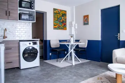 Cuisine ou kitchenette dans l'établissement Art, confort et lit d'exception