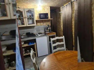 Cuisine ou kitchenette dans l'établissement Chalet 2 chambres avec terrasse aux Grandes-Ventes - API-1-52-534