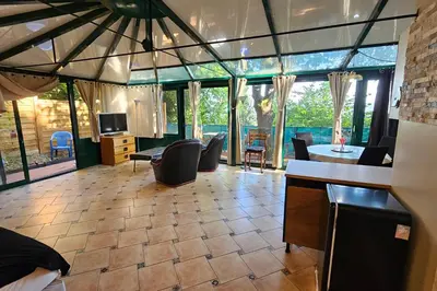 Coin salon dans l'établissement Beautiful loft for 2 with lovely terrace in a quiet location