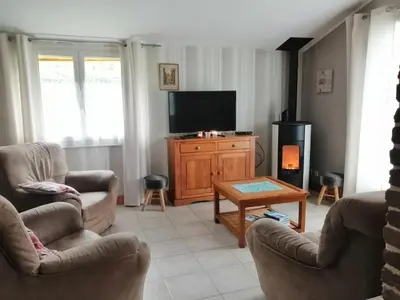 Télévision ou salle de divertissement dans l'établissement Holiday Home near Alabaster Coast