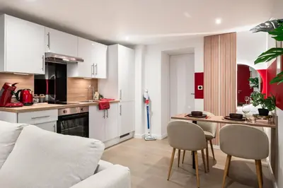 Cuisine ou kitchenette dans l'établissement Moderne & Confortable, Au cœur de Rouen