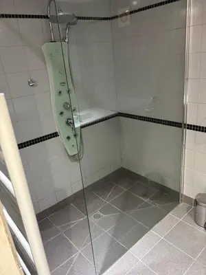Salle de bains dans l'établissement Gîte des vaux