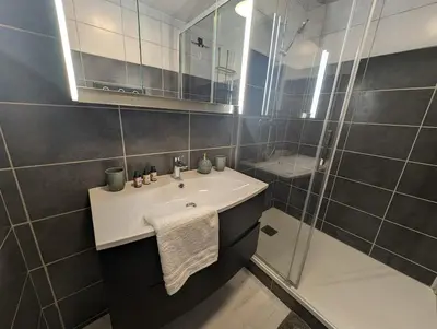 Salle de bains dans l'établissement Charmant T2 centre-ville Amiens