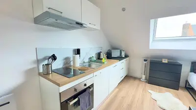Cuisine ou kitchenette dans l'établissement HappyNest Studio - 5 min City Center Station - WiFi