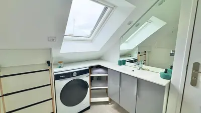 Cuisine ou kitchenette dans l'établissement HappyNest Studio - 5 min City Center Station - WiFi