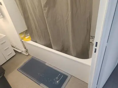 Salle de bains dans l'établissement Appartement partagé