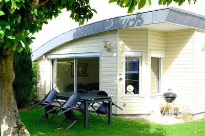 Jardin de l'établissement Maison familiale avec jardin à 5 min de Rouen