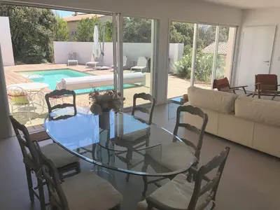 Piscine de l'établissement Villa Ucetia, aux portes d'Uzès ou située à proximité