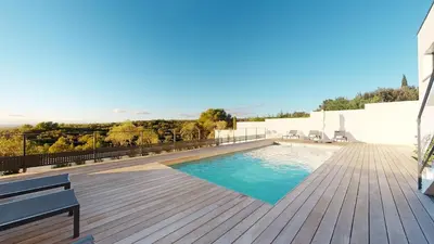 Piscine de l'établissement Villa Sunset, un balcon sur l'Uzège ou située à proximité