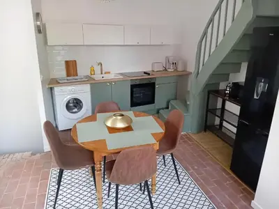 Cuisine ou kitchenette dans l'établissement Maison confortable près d'Eu, 50 m², jardin privé