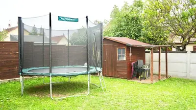 Jardin de l'établissement Maison La Palmeraie - Jardin au calme, gare à 5 min