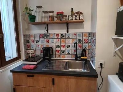 Cuisine ou kitchenette dans l'établissement Appartement Confort en Couleurs