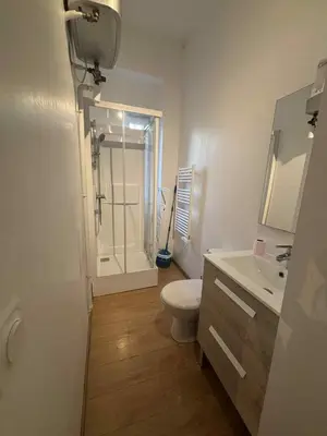 Salle de bains dans l'établissement Charment studio dans le centre ville de Dieppe