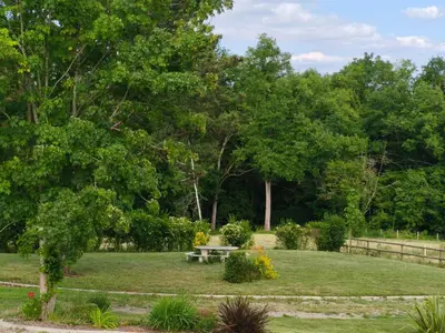 Jardin de l'établissement B&B Spa 60