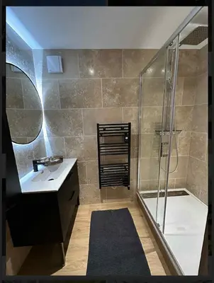 Salle de bains dans l'établissement le valhalla odin