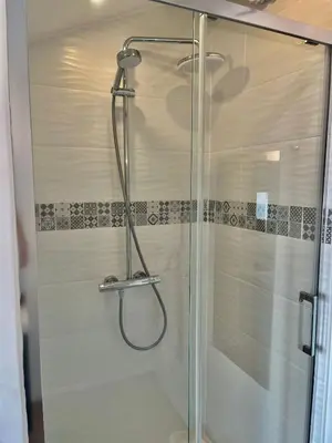 Salle de bains dans l'établissement Maison Marie Charme & confort à Rouen centre