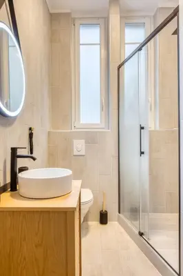 Salle de bains dans l'établissement Terracotta votre F2 rénové avec ascenseur proche Cathédrale