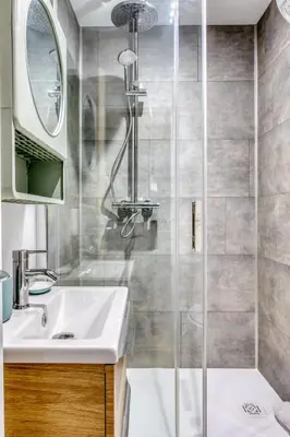 Salle de bains dans l'établissement Blue Bird charmant studio avec place de parking !