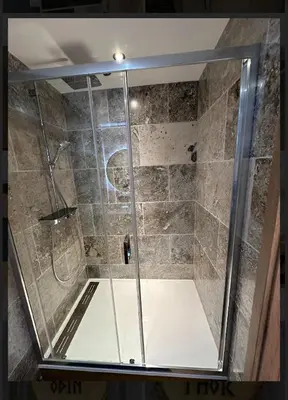 Salle de bains dans l'établissement Le valhalla vidar