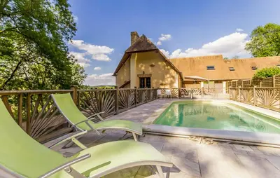 Piscine de l'établissement Amazing Home In Acquigny ou située à proximité