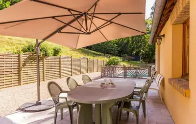 Balcon ou terrasse dans l'établissement Amazing Home In Acquigny