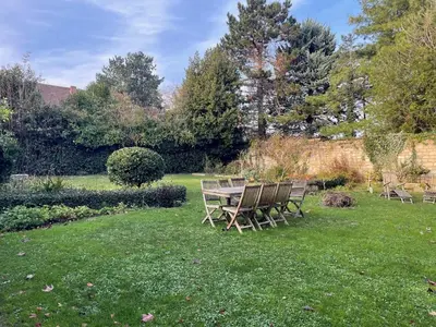 Jardin de l'établissement Charming bourgeois house – Précy town centre