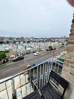 Balcon ou terrasse dans l'établissement Studio idéalement situé
