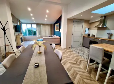 Cuisine ou kitchenette dans l'établissement Villa Carolina - Sea View - Design - Private Terrace