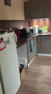 Cuisine ou kitchenette dans l'établissement Maison Douce
