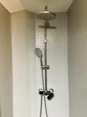 Salle de bains dans l'établissement Havre de paix à Rouen duplex lumineux avec vue - 415
