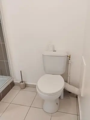 Salle de bains dans l'établissement Studio centre Rouen rive gauche au pied du T4