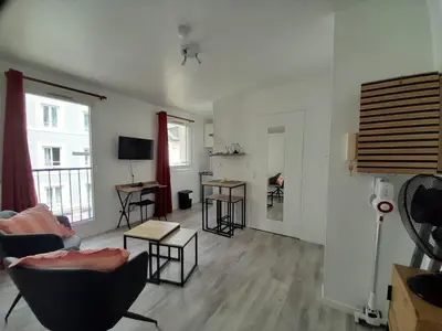 Cuisine ou kitchenette dans l'établissement Studio Rouen proche CHU