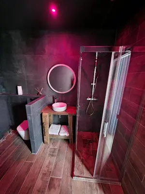 Salle de bains dans l'établissement Maison Etoiles