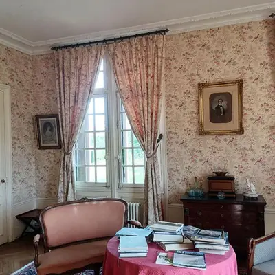 Coin salon dans l'établissement Manoir de Villers