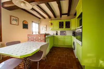 Cuisine ou kitchenette dans l'établissement Gîte Gîtes de France® - Chemin Faisant